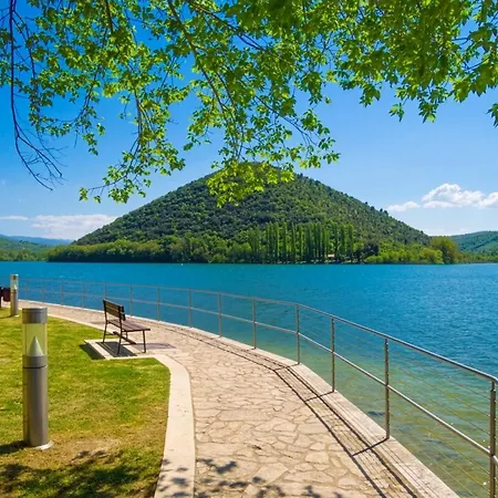 L'eco Della Cascata - Free Parking Apartment Terni